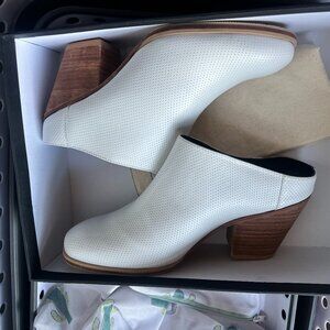 NWT Rachel Comey white perforated leather mules, NEVER BEEN WORN , SIZE 8
